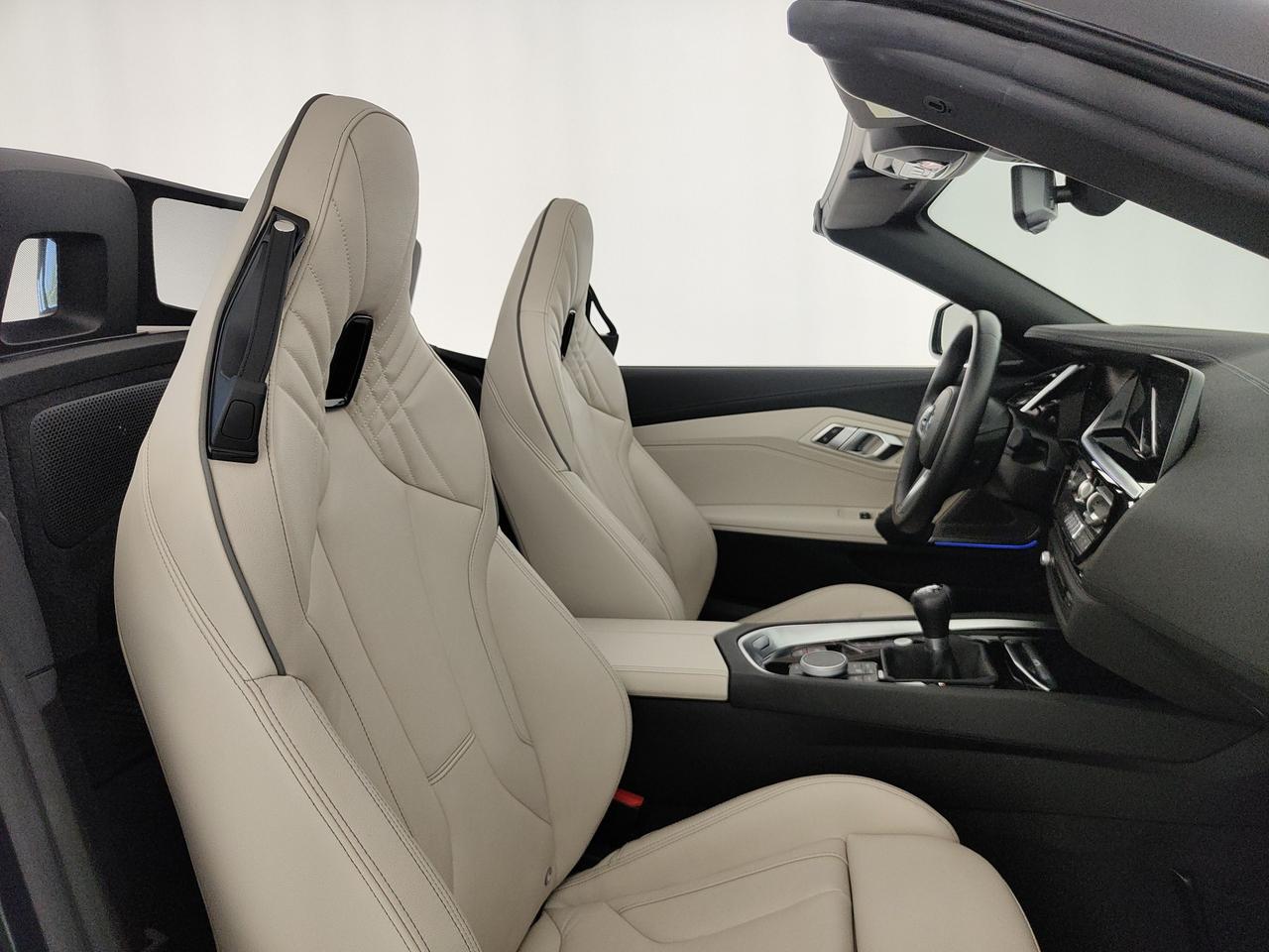 BMW Z4 M40i Pure Impulse
