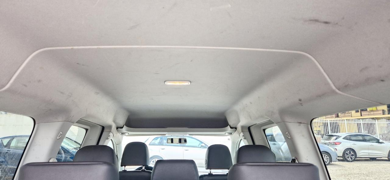Volkswagen Caddy Pianale Ribassato 2.0 TDI 150 CV 7posti Highline 7posti