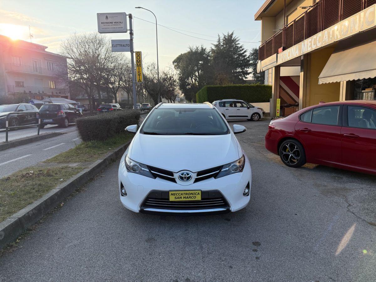 TOYOTA - Auris - TS 1.8 Hybrid Lounge #TAG.TOYOTA