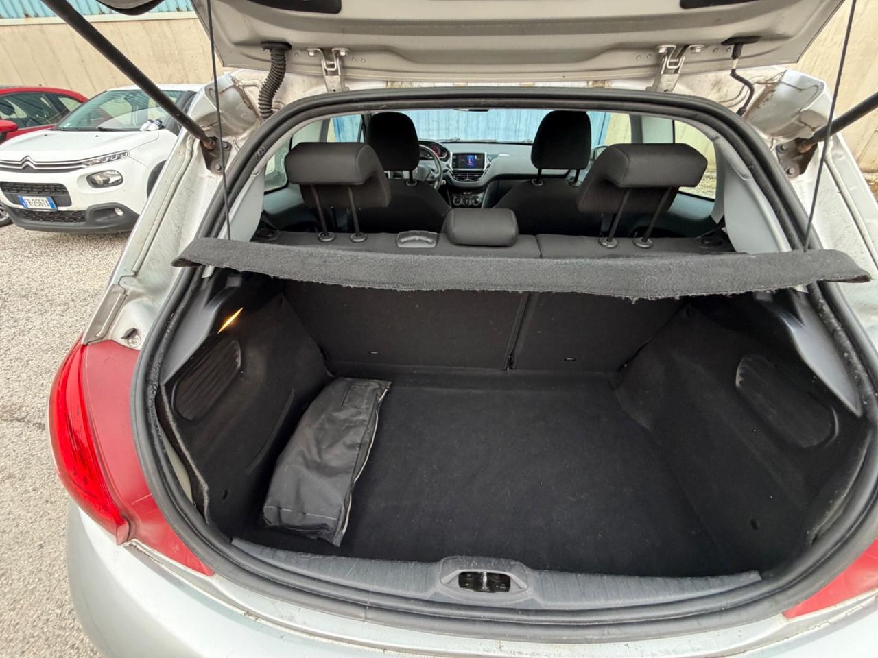 Peugeot 208 1.2 VTi 82 CV 3 porte Access