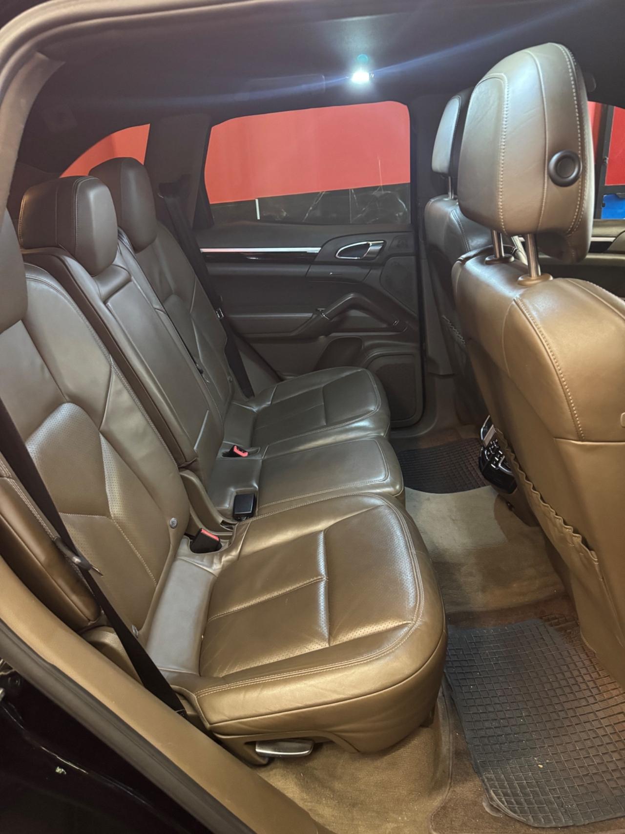Porsche Cayenne 3.0 Diesel S 249CV Platinum Edition