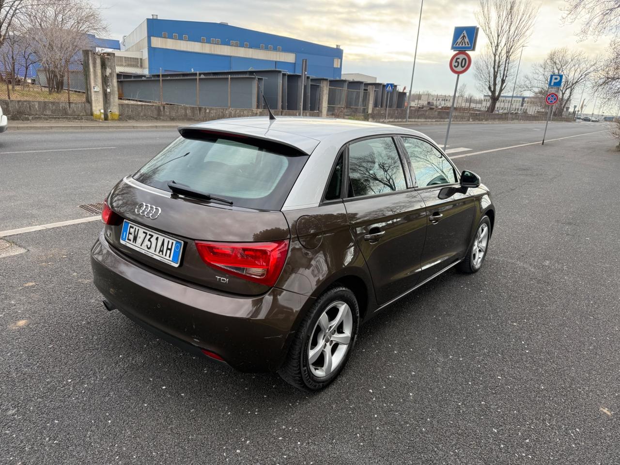 Audi A1 1.6 TDI S line edition plus
