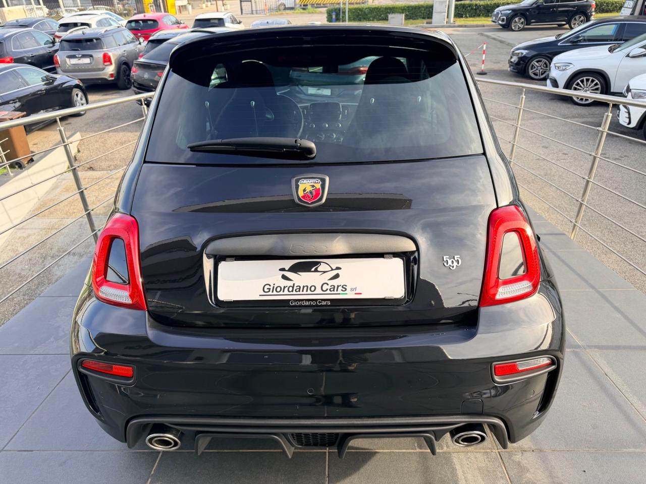 Abarth 595 1.4 Turbo T-Jet 165 CV black edition