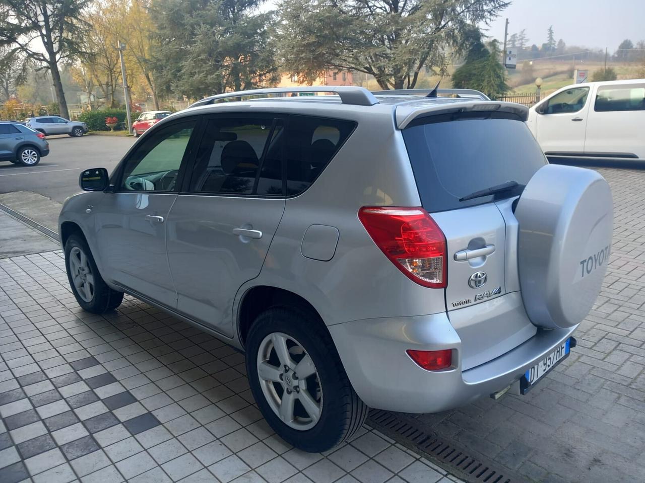 Toyota RAV 4 RAV4 2.2 D-4D 136 CV DPF Sol