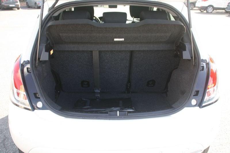 Lancia Ypsilon 1.0 FireFly 70cv Hybrid ALBERTA FERRETTI