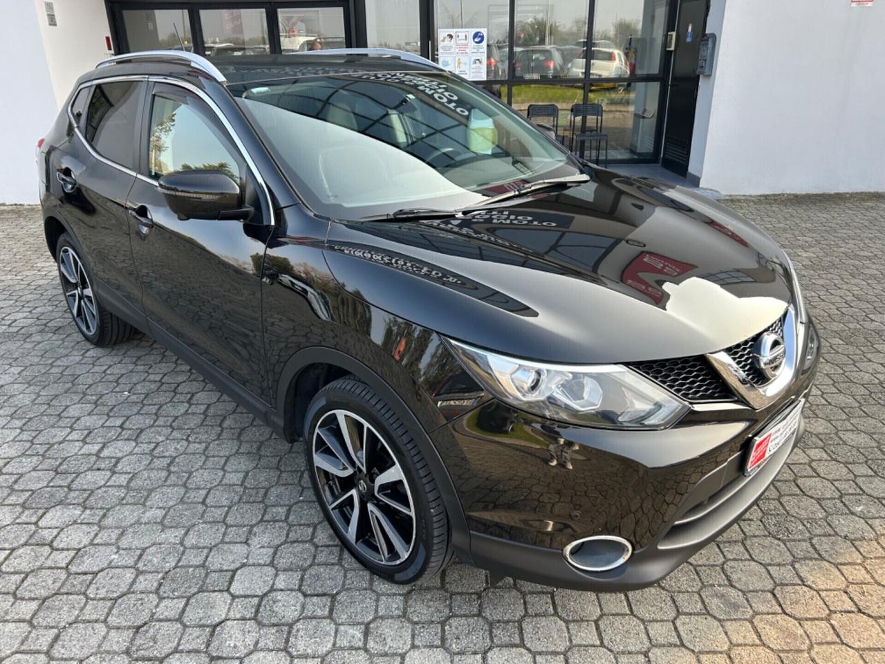 Nissan Qashqai 1.6 dCi | AUTOMATICO | SEDILI RISCALDATI