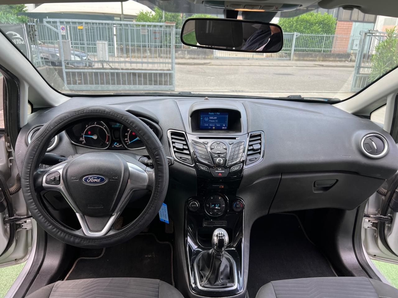 Ford Fiesta 1.5 TDCi 75CV 5 porte Titanium