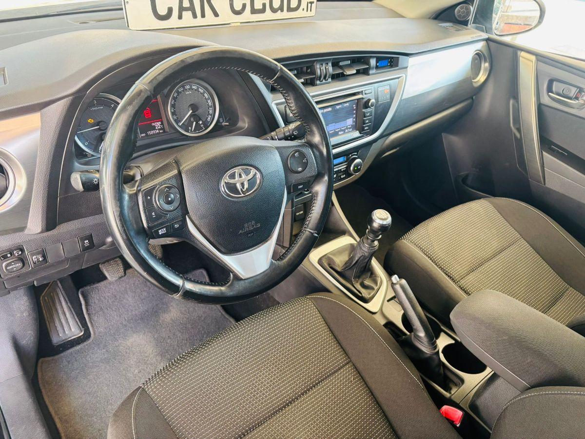 Toyota Auris 1.4 D-4D 90cv Lounge