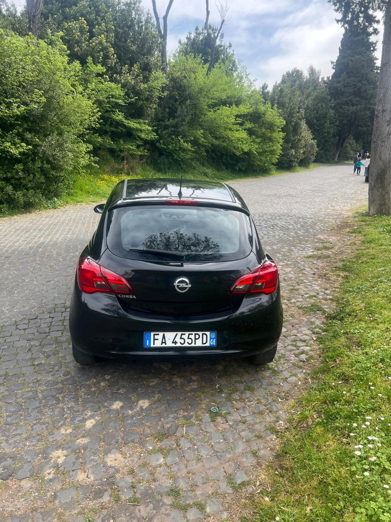 Opel Corsa 1.4 90CV GPL - NEOPATENTATI