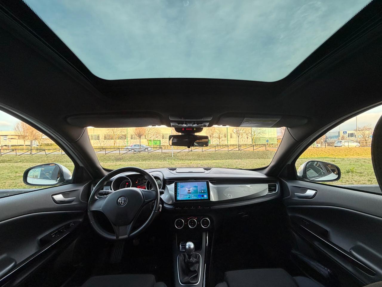 Alfa Romeo Giulietta 1.4 Turbo Full Optional Neopatentati