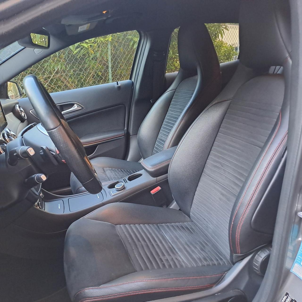 Mercedes GLA UNIPROPRIETARIO Full optional