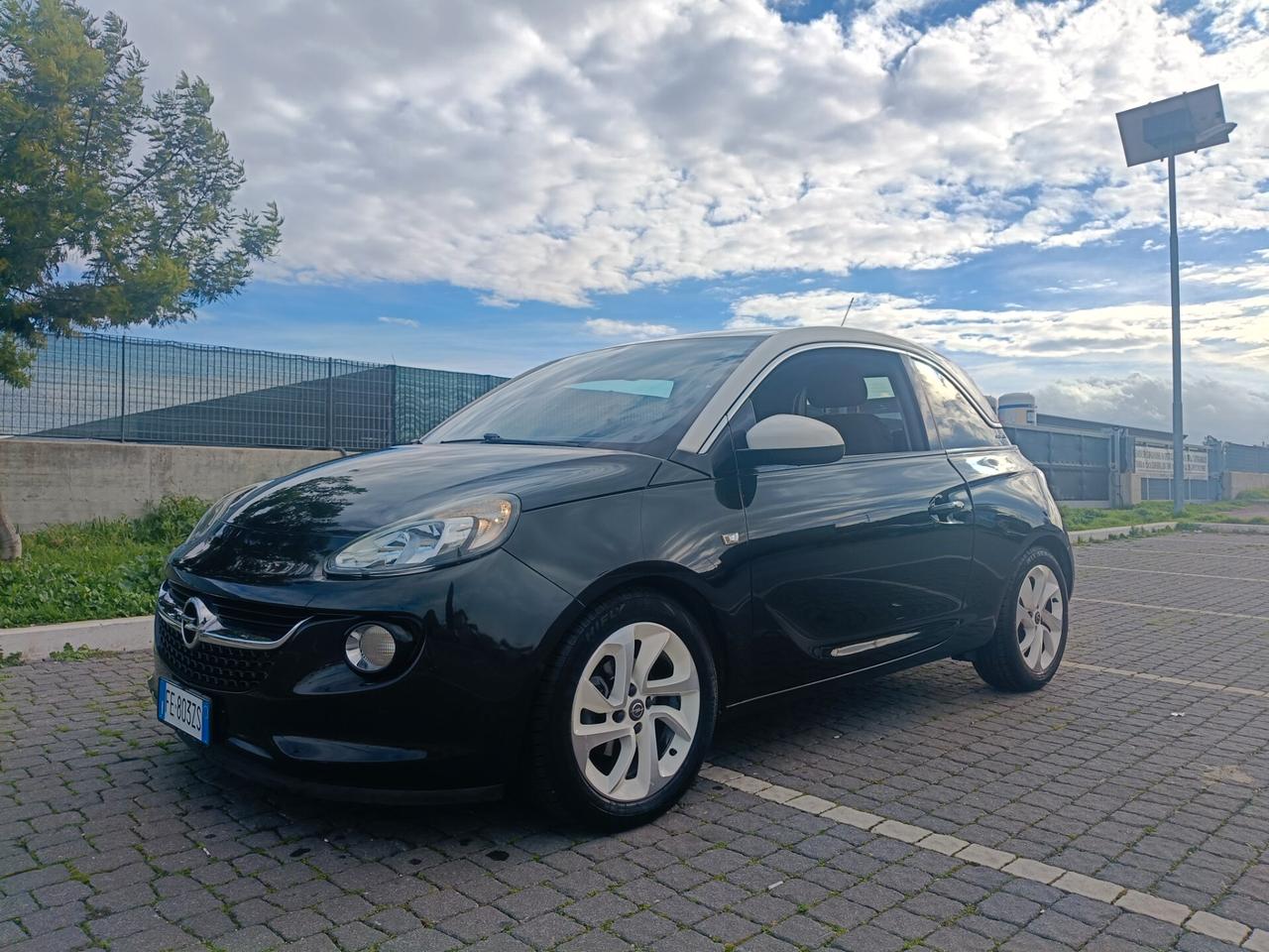 Opel Adam 1.4 cambio automatico unico proprietario