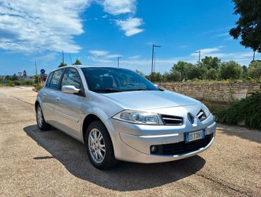 Renault Megane Mégane 1.5 dCi/105CV 5 porte Serie Speciale Exception