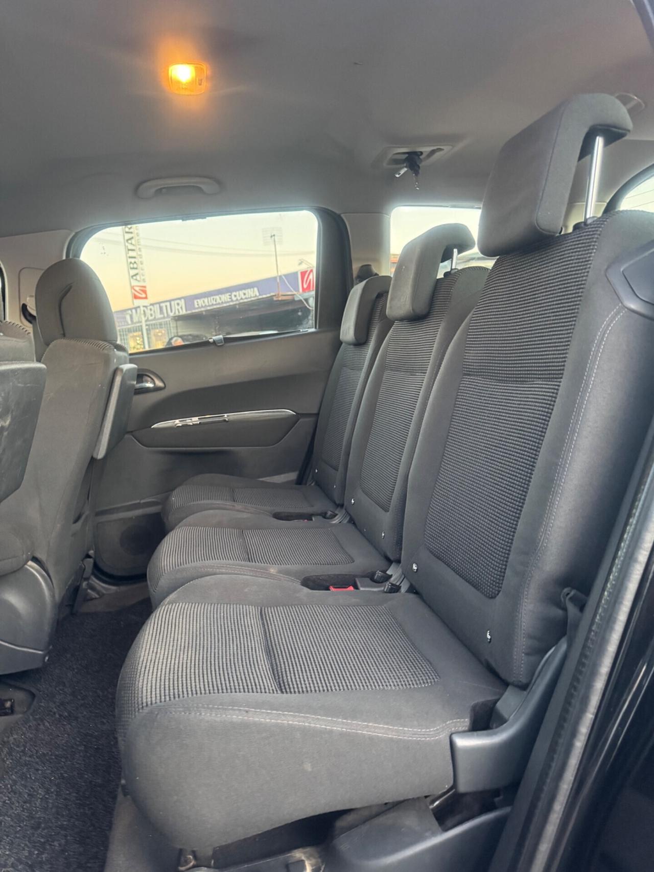 Peugeot 5008 1.6 HDi 112CV Business 7 posti