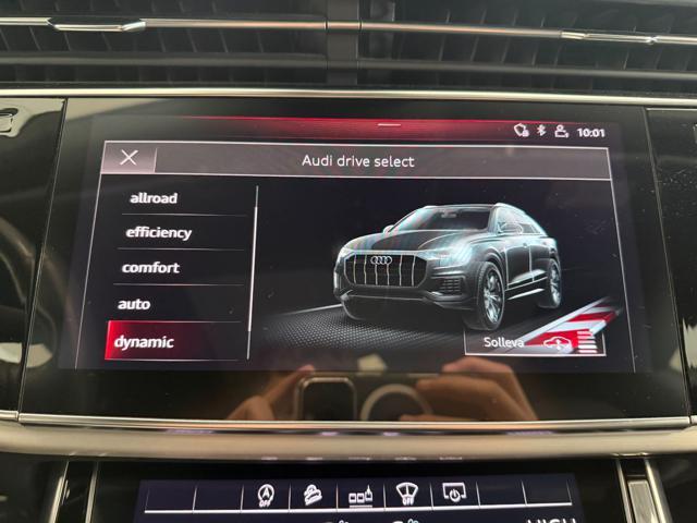 AUDI Q8 50 TDI quattro tiptronic S-Line / TETTO / 360°