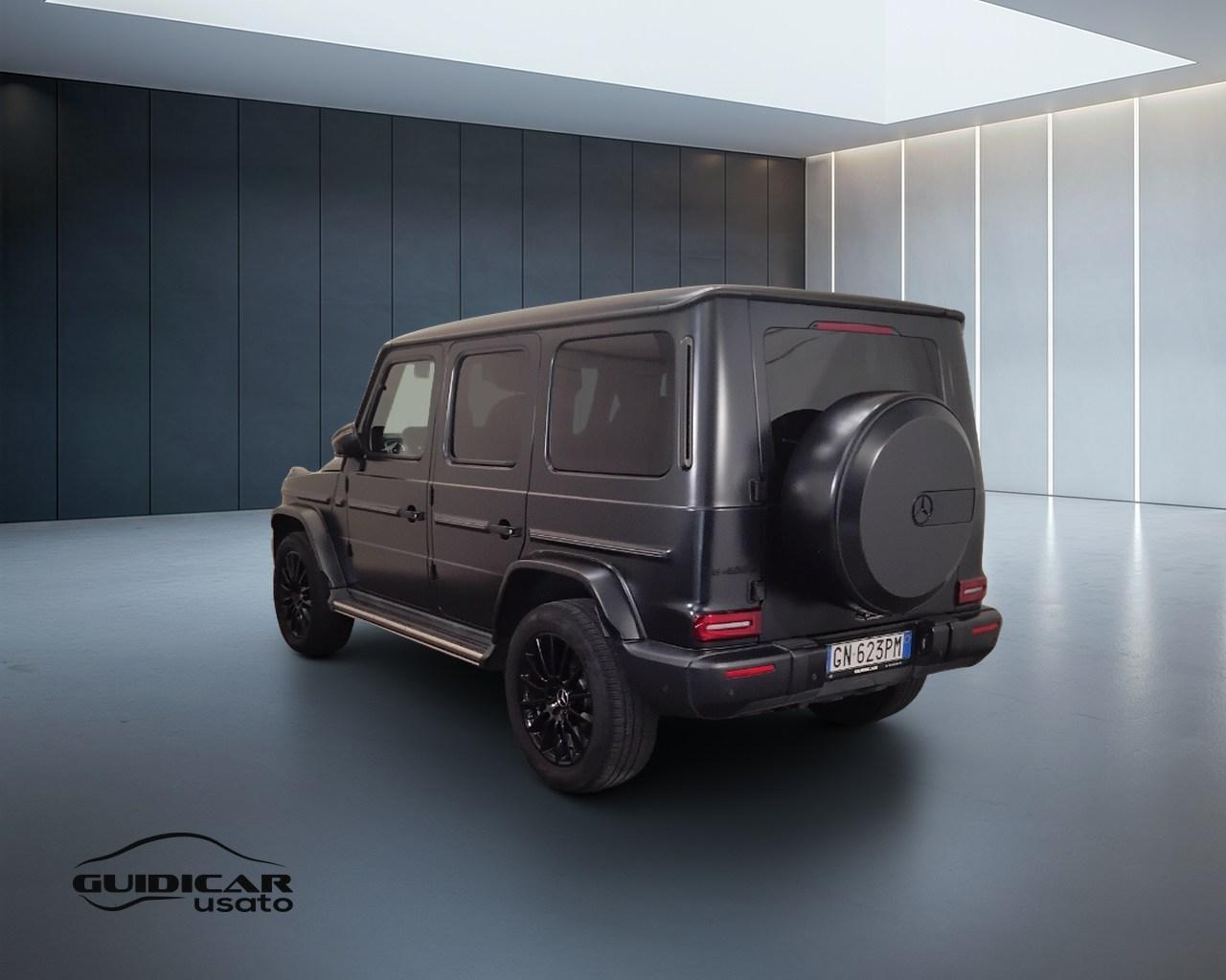 Mercedes-Benz Classe G - W463 2018 - G 400 d AMG Line 330cv auto