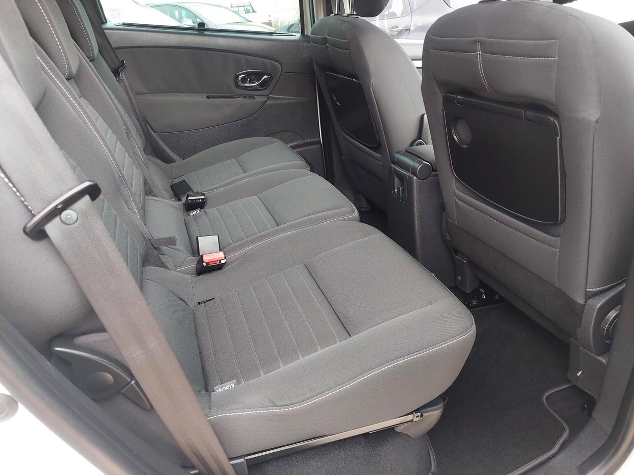 Renault Scenic XMod 1.5 dCi 110 CV Limited