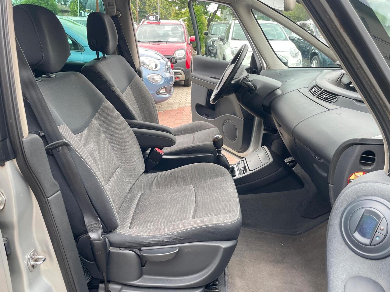 Renault Espace 2.0 dci 16v INITIALE 150cv 7 POSTI