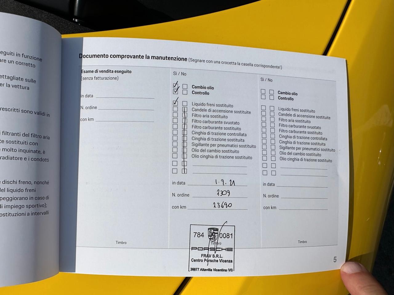 Porsche 718 Spyder Cayman 2.0 T/KM DOC/NAVI/SCARICO/20"/CARPLAY