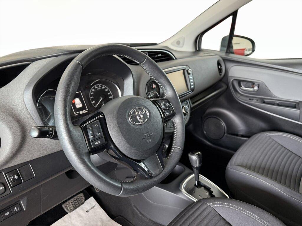 Toyota Yaris 5 Porte 1.5 VVT-i Hybrid Trend White Edition E-CVT