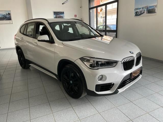 BMW - X1 - xDrive25d Sportline/ NAVI/ FARI LED/ PORTELLONE ELETTRICO/ PELLE