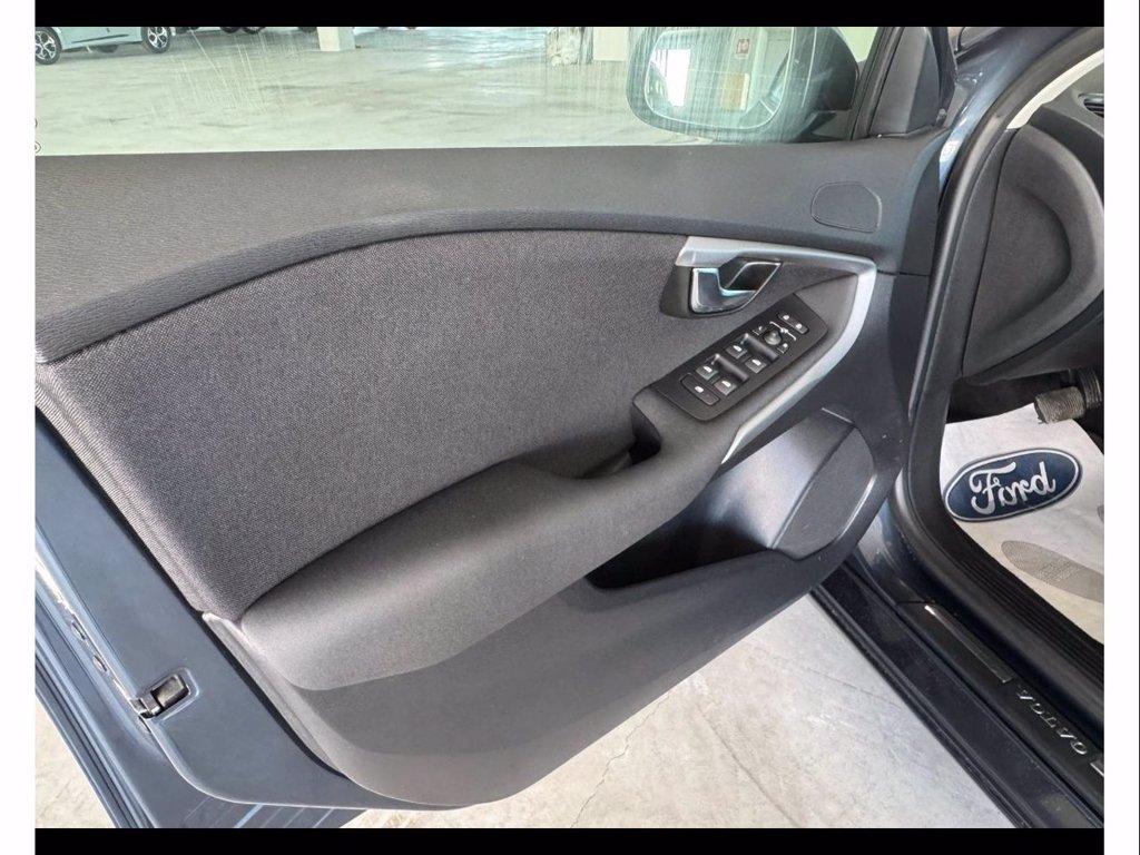 VOLVO V40 2.0 d2 business plus geartronic my19 del 2018