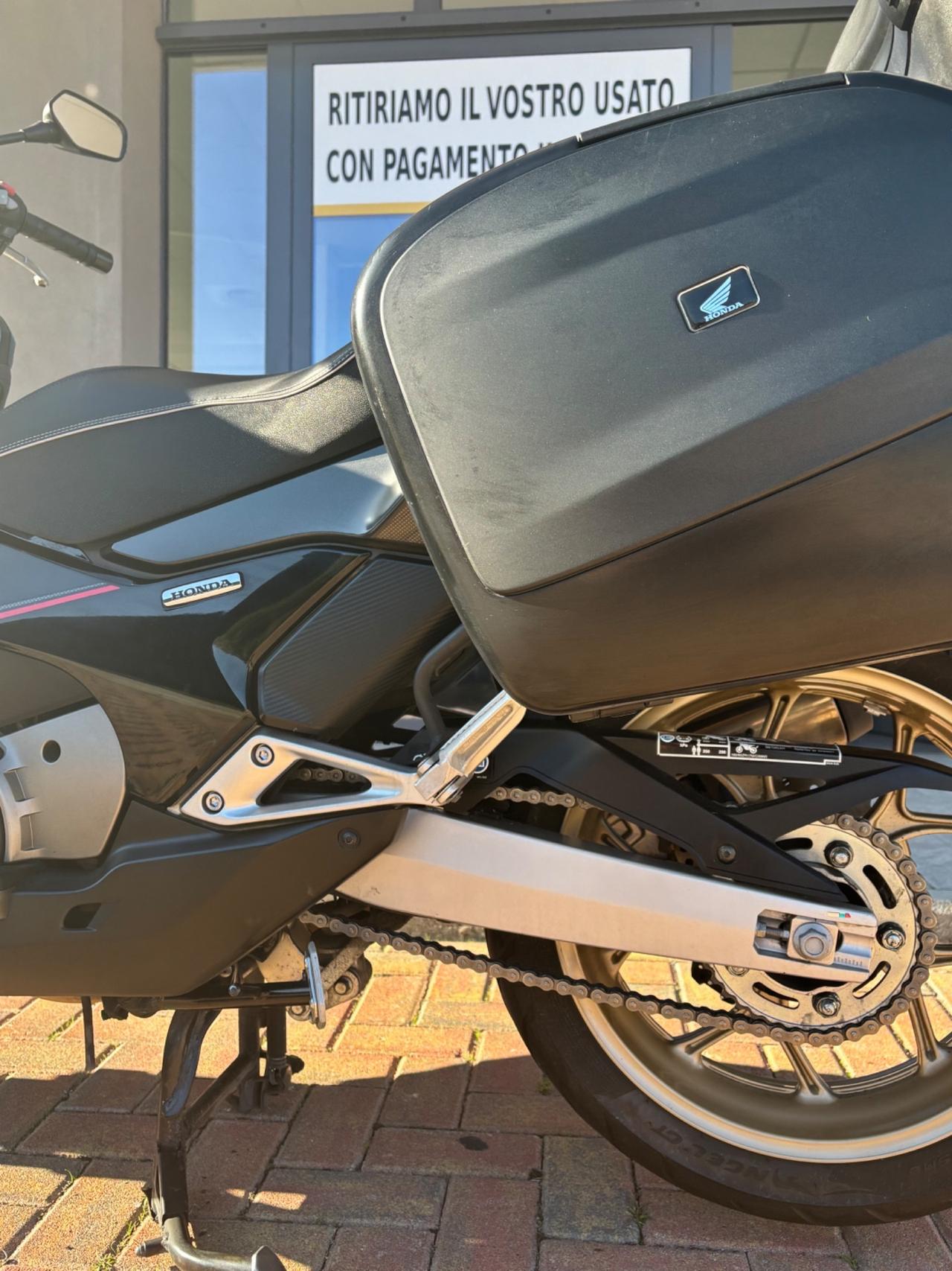 Honda Integra 750 S