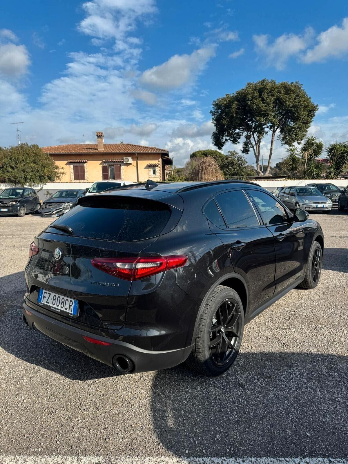 Alfa Romeo Stelvio 2.2 Turbodiesel 210 CV AT8 Q4 B-Tech