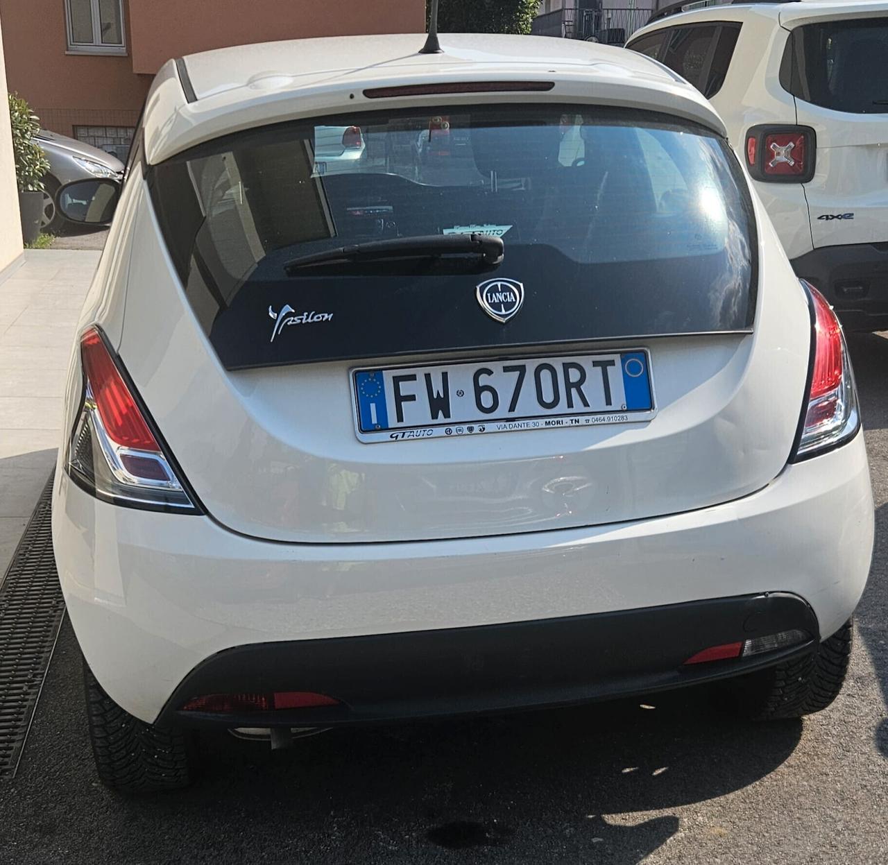 Lancia Ypsilon 1.2 69 CV 5 porte GPL Ecochic Gold