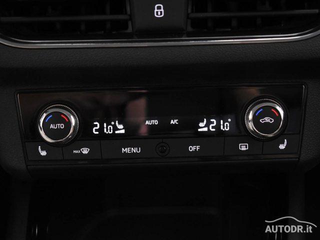 SKODA Kamiq 1.0 G-Tec Clever Led adattivi, Winter, Retrocamera
