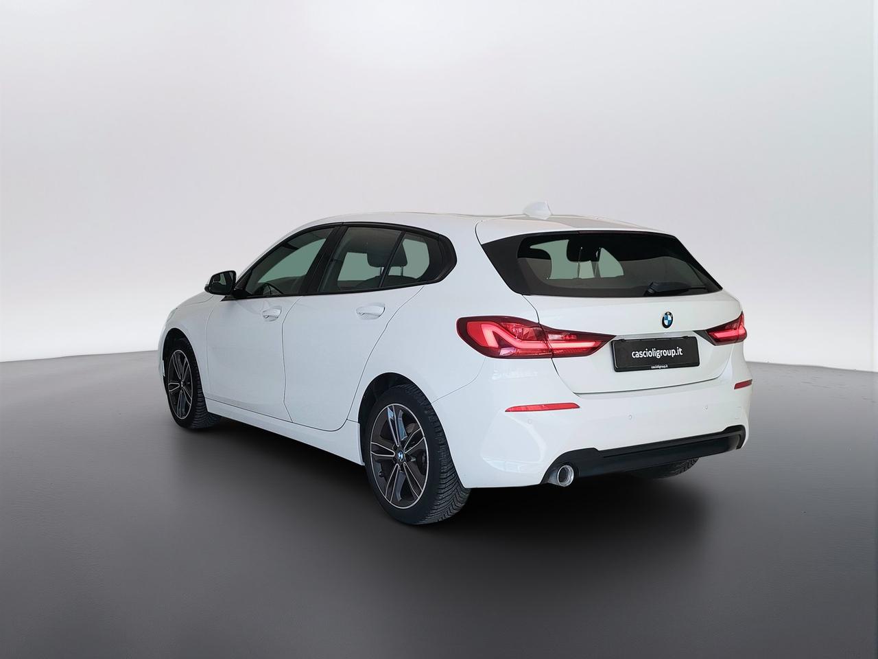 BMW Serie 1 F40 - 116d Sport auto