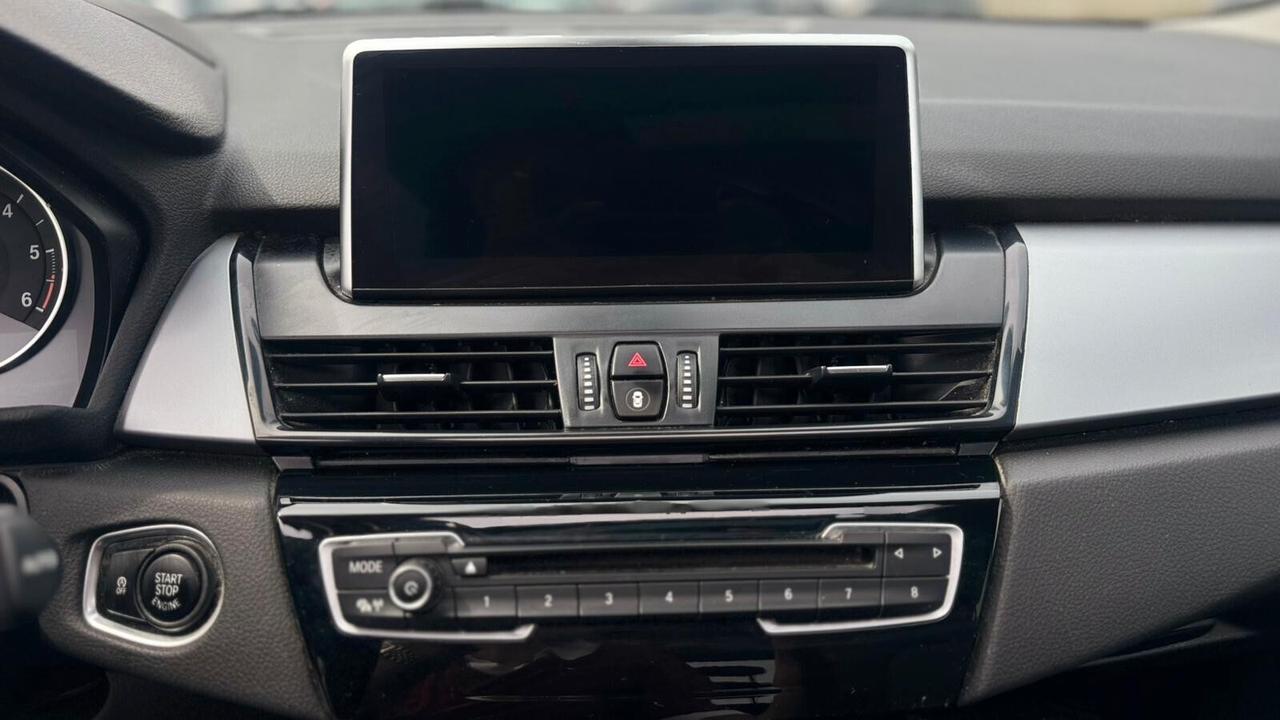 Bmw 216 D 1.5 DIESEL 2017 FULL OPTIONALNEOP.