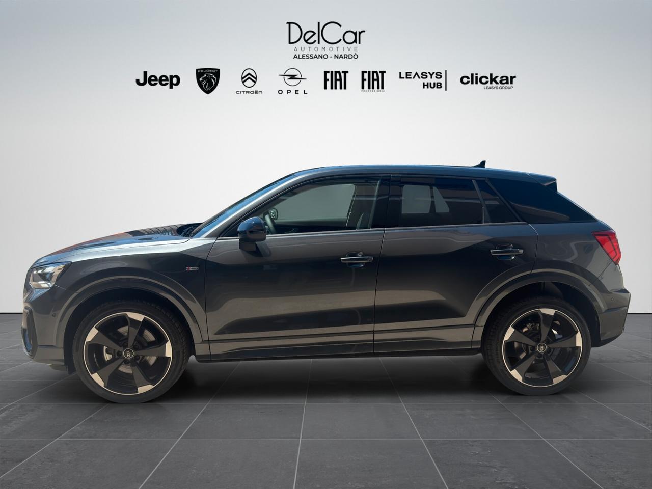 Audi Q2 30 TDI Identity Black