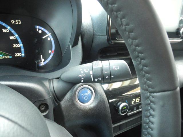 TOYOTA Yaris Cross 1.5 Hybrid E-CVT Business -Ok NEOPAT.-IVA detraib.