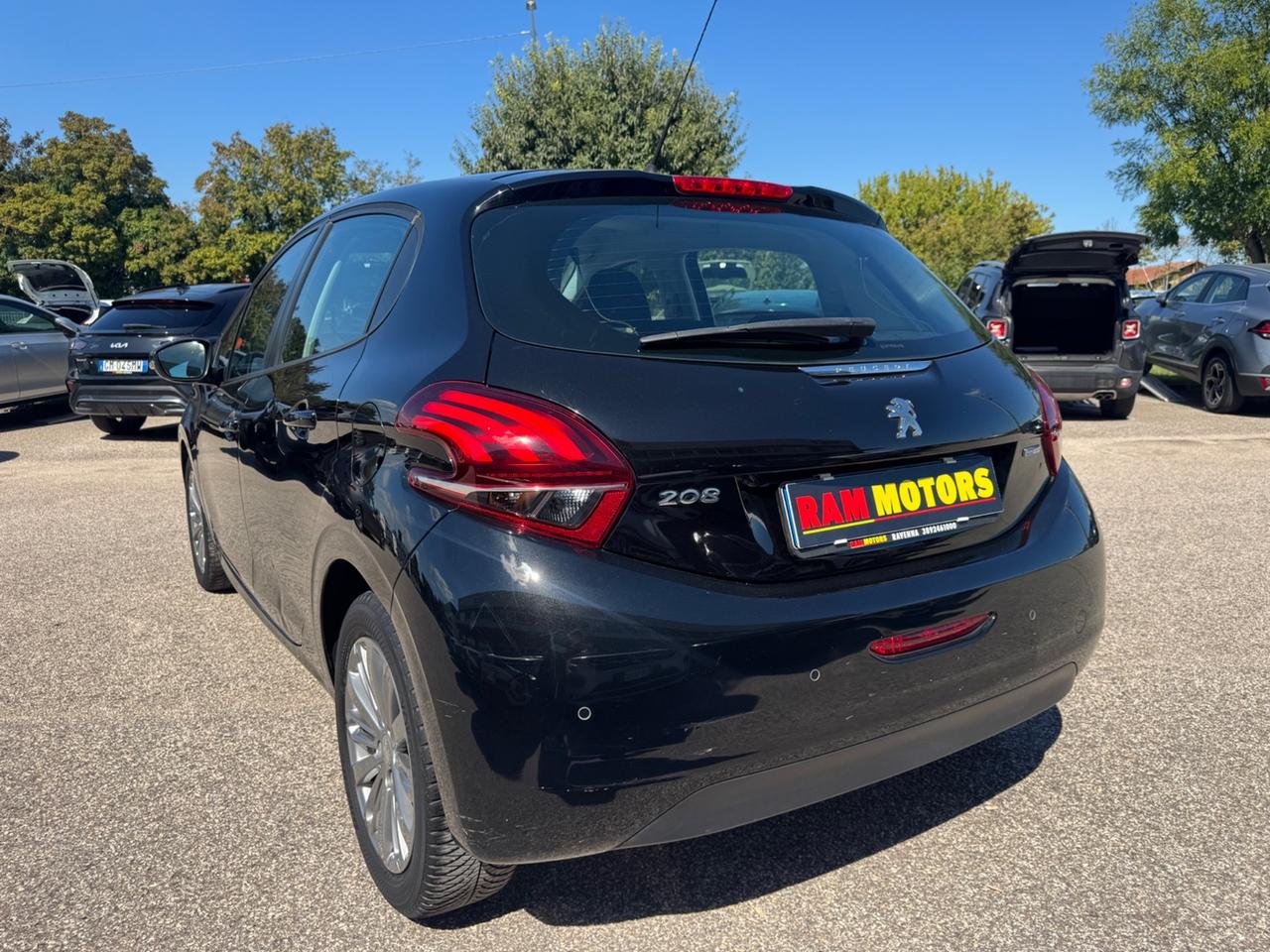 Peugeot 208 82cv 5p. GPL Allure NEOPATENTATI UNICO PROPRIETARIO