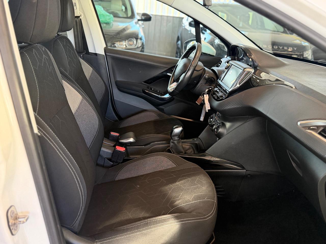Peugeot 2008 GPL 82CV EURO 6 Neopatentati 2020