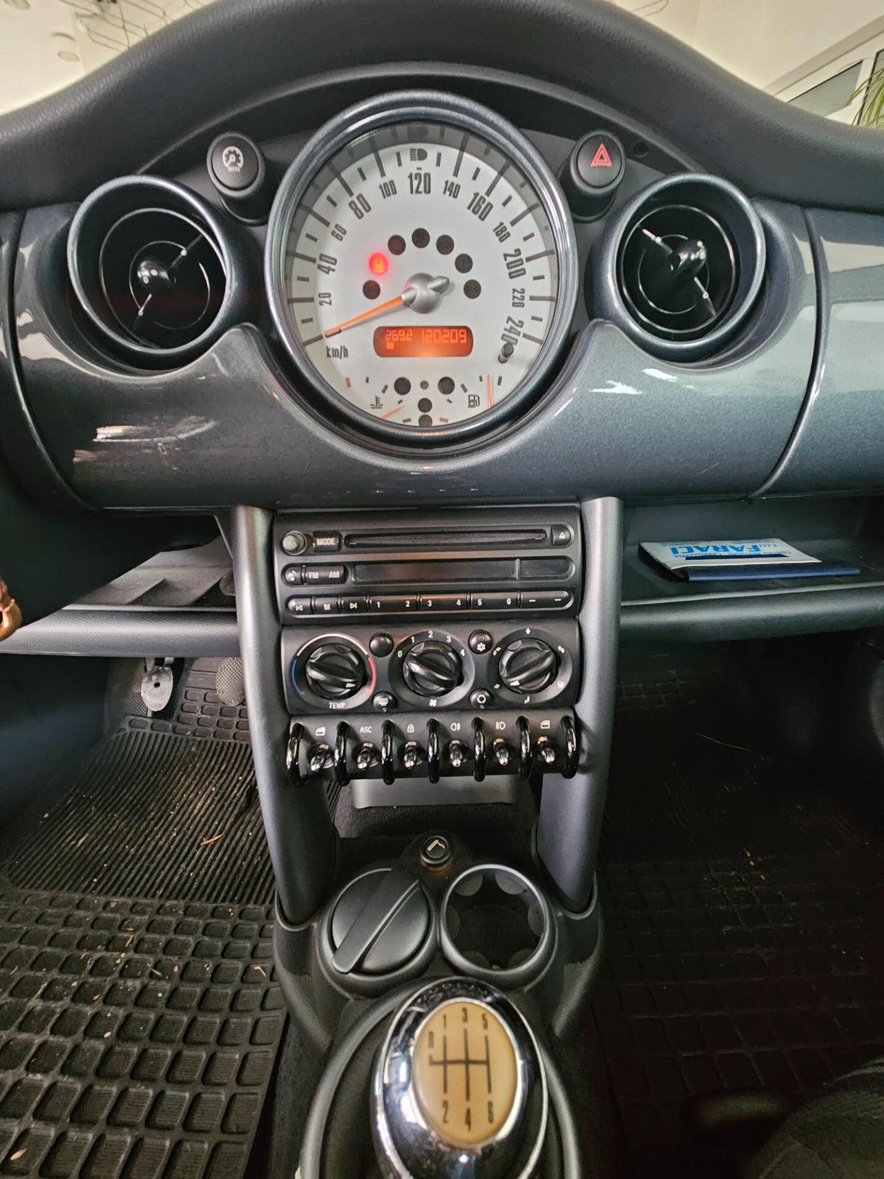 Mini 1.4 tdi One D De Luxe