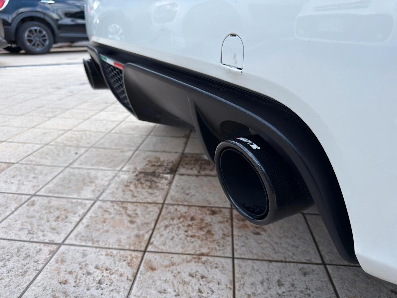 500 Abarth 595 Turismo 1.4 Turbo T-Jet 140cv MTA Cabrio