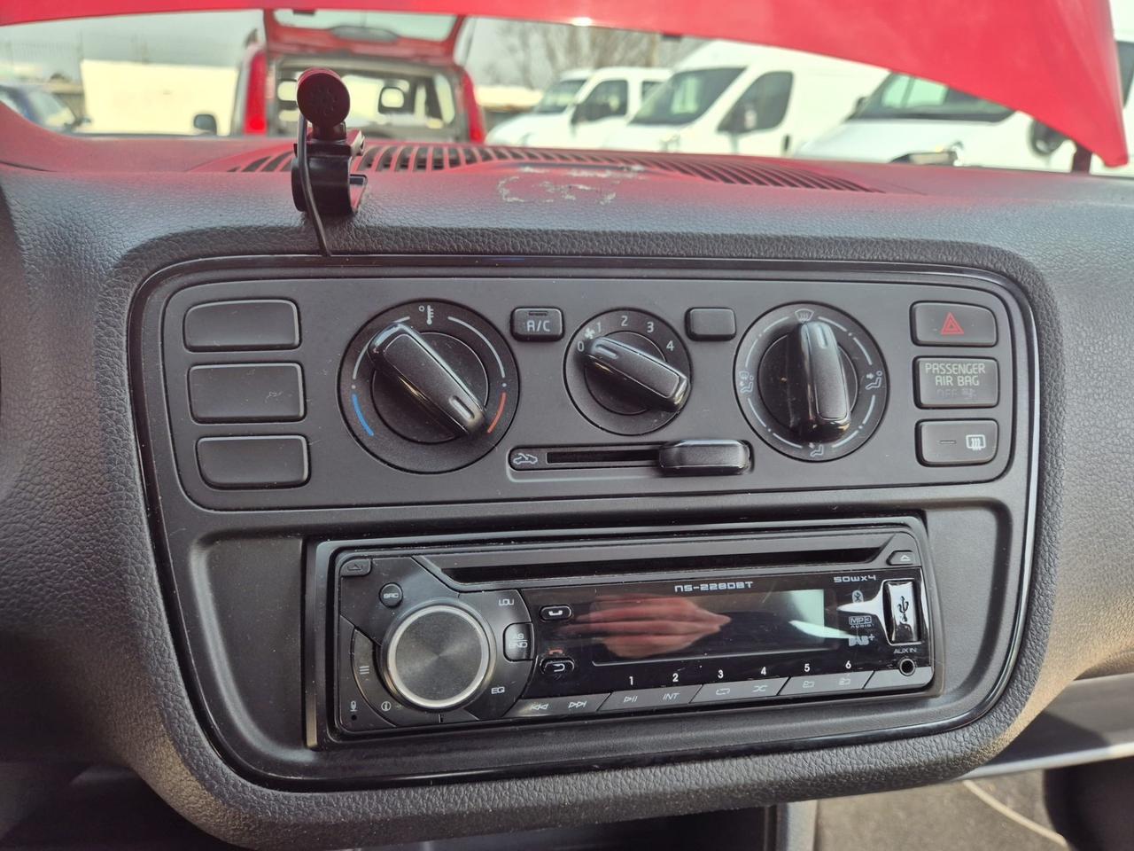 Seat Mii 1.0 3 porte by Mango Nero Assoluto