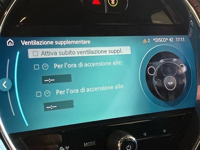 MINI Mini 5 Porte 1.5 Twin Power Turbo Cooper Essential
