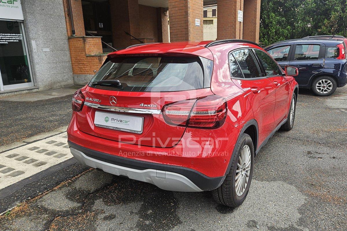 MERCEDES GLA 200 d Automatic 4Matic Premium
