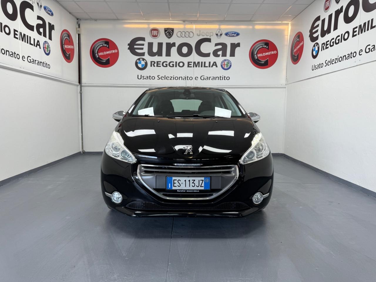 Peugeot 208 1.6 e-HDi 92 CV 3 porte XY 09/2013 EURO 5B NEOPATENTATI