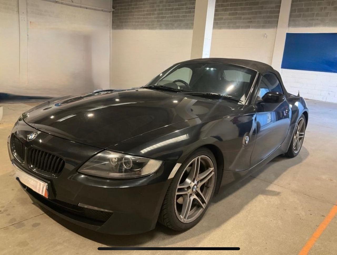 Bmw Z4 Roadster 2.0i guida a destra