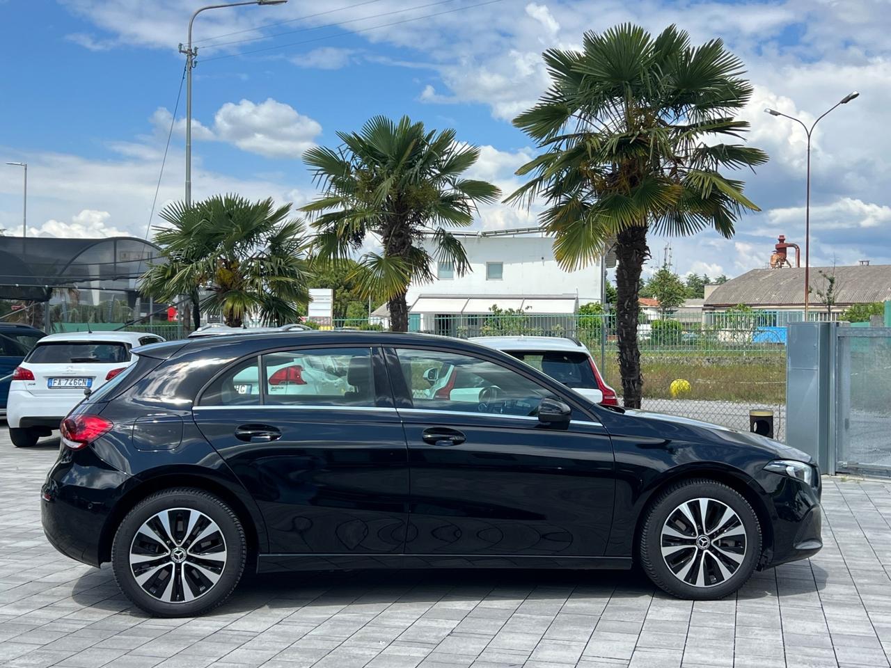 Mercedes-benz A 250 e hybrid EQ Business
