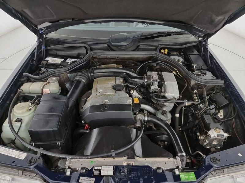 Mercedes-Benz Serie E E 200 cat Cabriolet ASI