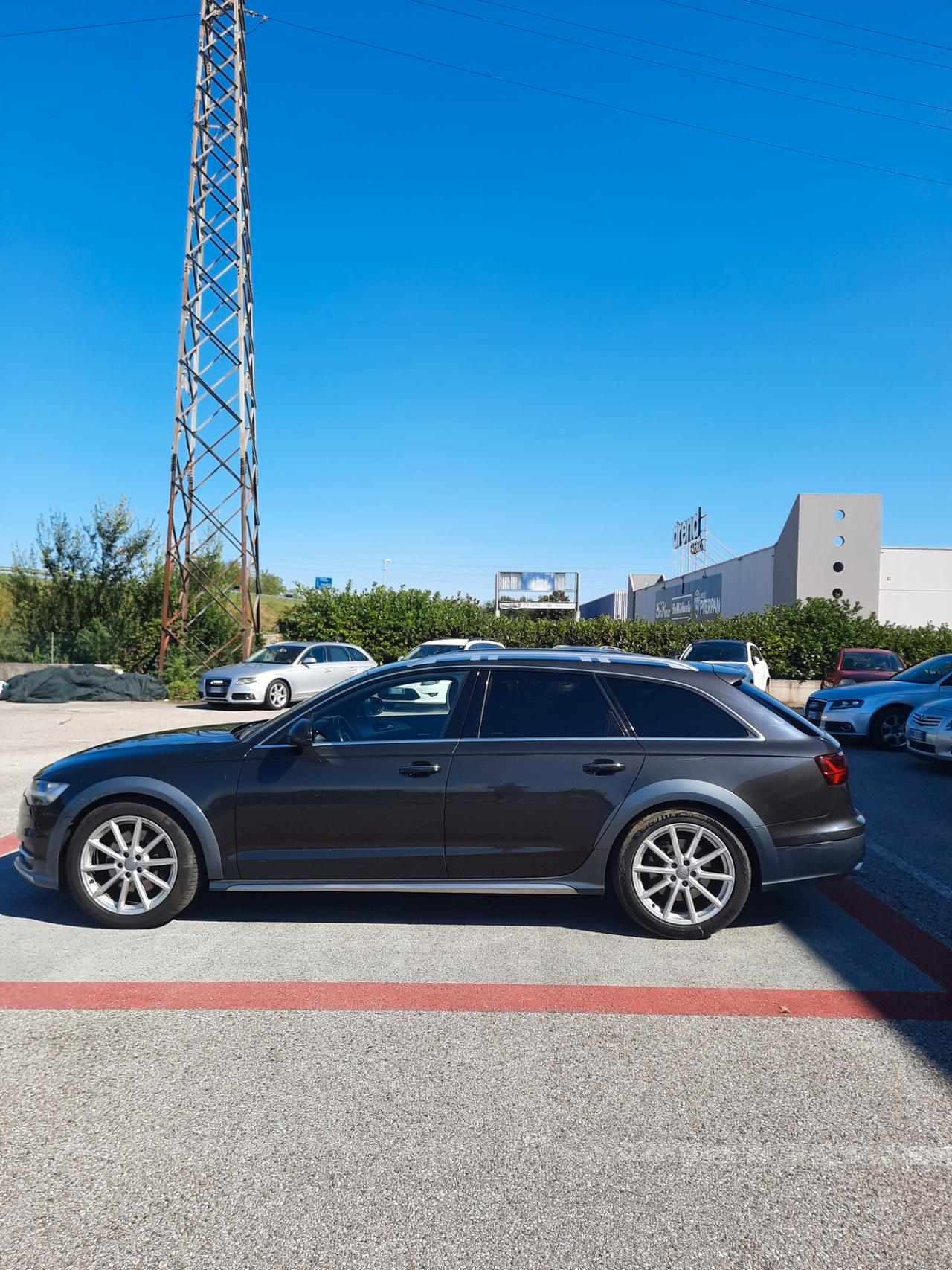 Audi A6 allroad 3.0 TDI 272 CV S tronic Business Plus