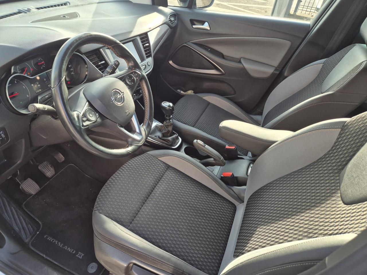 Opel Crossland X 1.6 CDTi Innovation E6--UNIPROPR.!!!