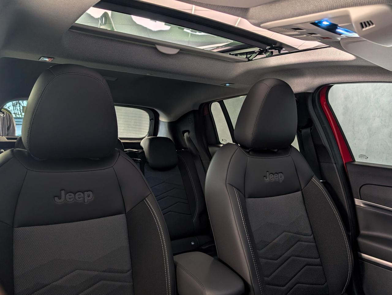 Jeep Avenger 1.2 100 CV Summit Tetto Apribile KM0