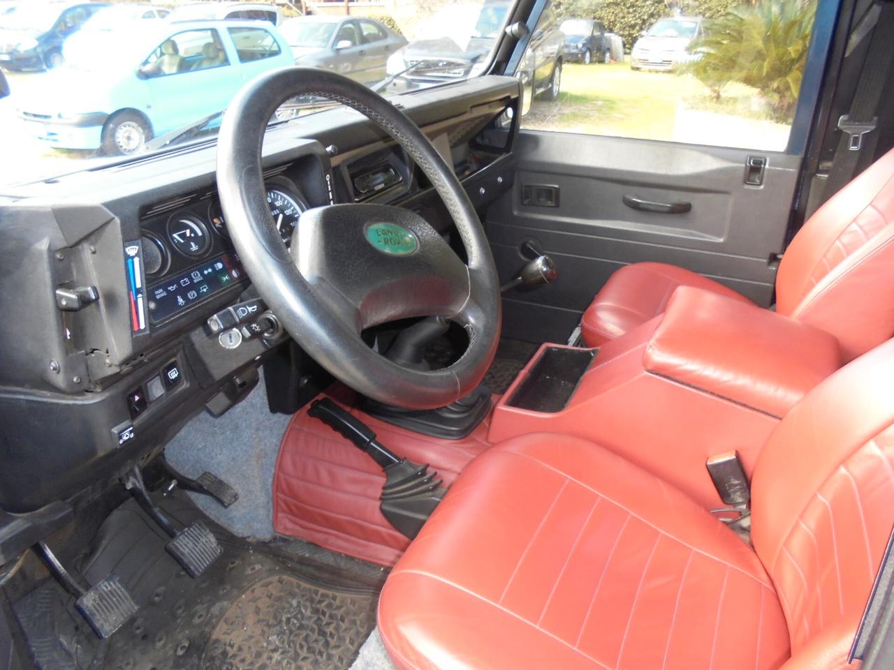 Land Rover Defender 90 3.5 V8 Station Wagon County