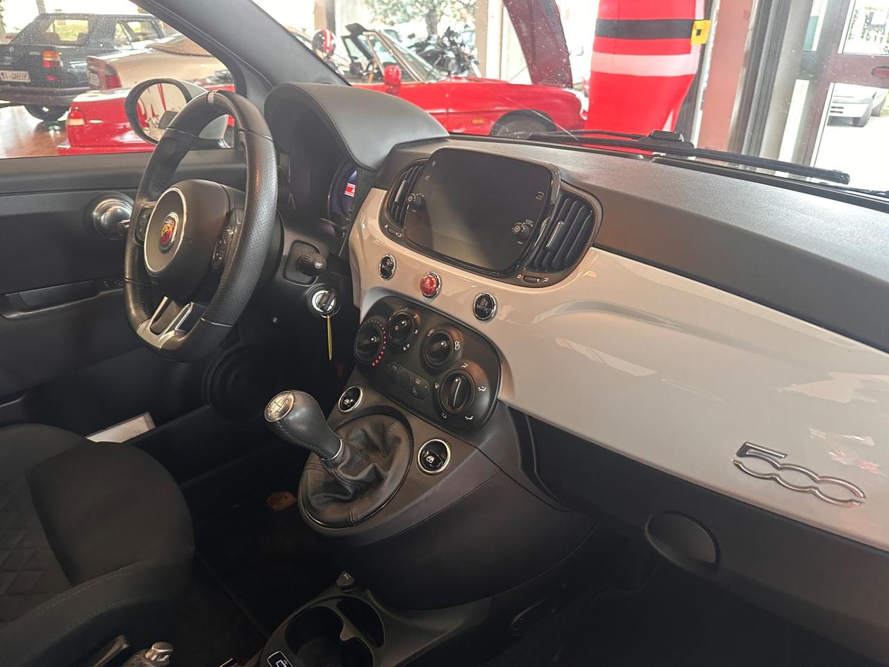 Abarth 595 1.4 Turbo T-Jet 145 CV